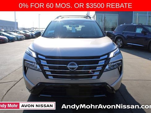 New 2026 Nissan Rogue Platinum image 2