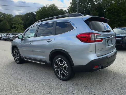 New 2025 Subaru Ascent Limited image 6
