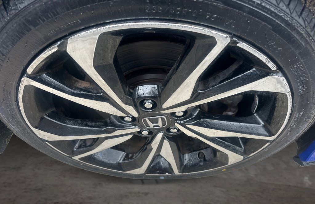 Used 2018 Honda Civic Si image 17