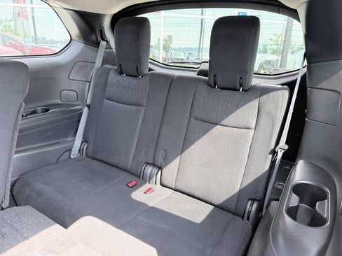 Used 2014 Nissan Pathfinder SV AWD/4WD image 22