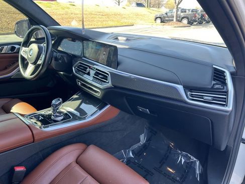 Used 2023 BMW X5 M50i w/ Executive Package image 21