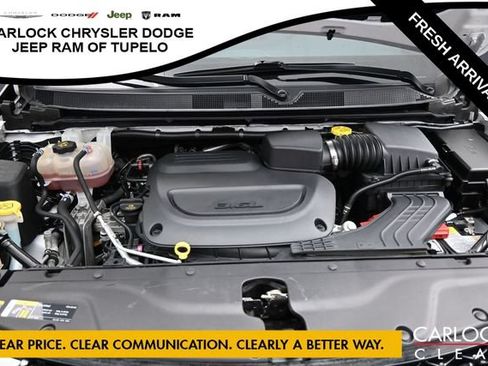 Used 2025 Chrysler Pacifica Select FWD image 45