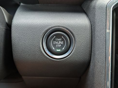 Used 2024 GMC Acadia Denali FWD image 35