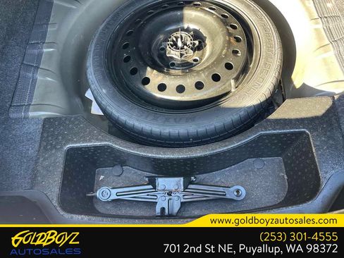Used 2018 Chevrolet Impala Premier FWD image 37