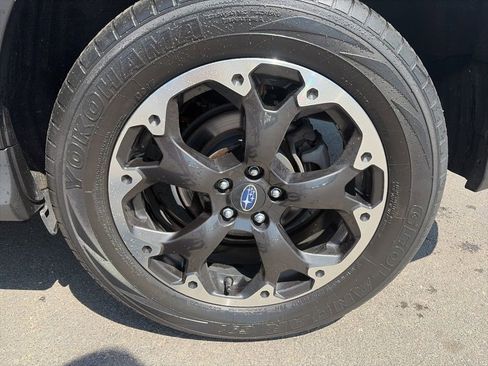 Certified 2022 Subaru Crosstrek 2.0i Premium AWD/4WD image 4