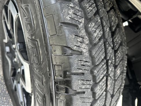 Used 2024 Ford Bronco Outer Banks image 8