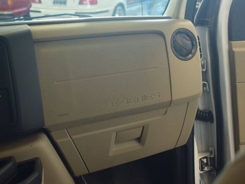 Used 2014 Ford E-350 and Econoline 350 XLT RWD image 54