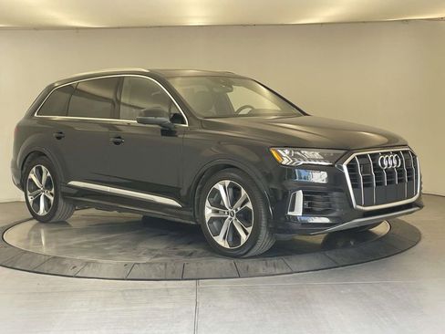 Used 2021 Audi Q7 3.0T Prestige w/ Prestige Package AWD/4WD image 9