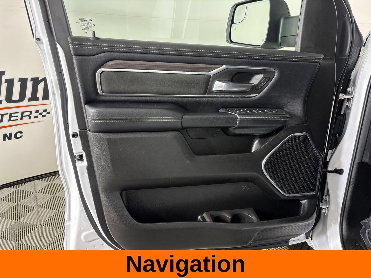 Used 2026 RAM 1500 Laramie AWD/4WD image 10