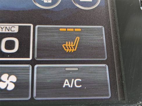 Certified 2025 Subaru Outback Wilderness w/ Wilderness Package image 27