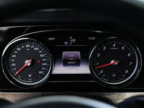 Used 2017 Mercedes-Benz E 400 4MATIC Wagon image 32
