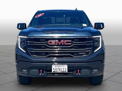 Used 2023 GMC Sierra 1500 AT4 w/ AT4 Premium Package AWD/4WD image 3