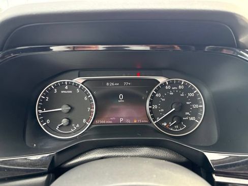 Used 2025 Nissan Pathfinder SV AWD/4WD image 7