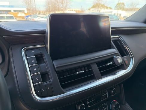 Used 2024 Chevrolet Tahoe Z71 image 10