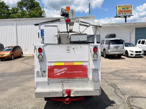 Used 2008 Ford F350 XL RWD image 4