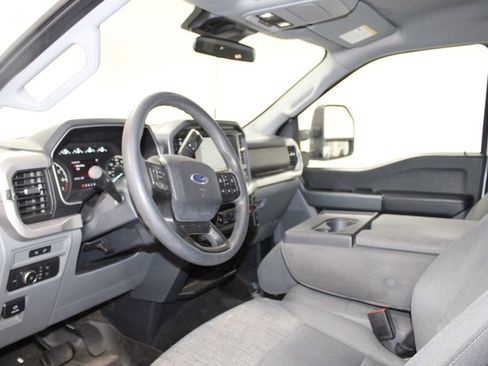 Used 2022 Ford F150 XLT AWD/4WD image 18