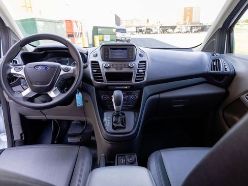 Used 2022 Ford Transit Connect XL image 15