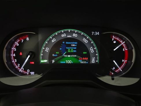Used 2025 Toyota RAV4 XLE w/ Convenience Package FWD image 21