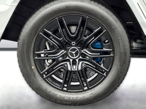 Used 2025 Mercedes-Benz G 580 w/ EQ Technology image 11