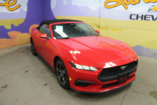 Used 2025 Ford Mustang Premium RWD image 2