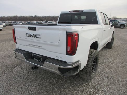New 2026 GMC Sierra 1500 SLT w/ SLT Convenience Package image 5