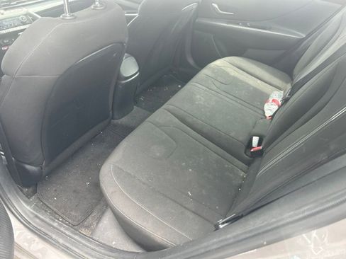 Used 2023 Hyundai Elantra SEL w/ Convenience Package FWD image 6
