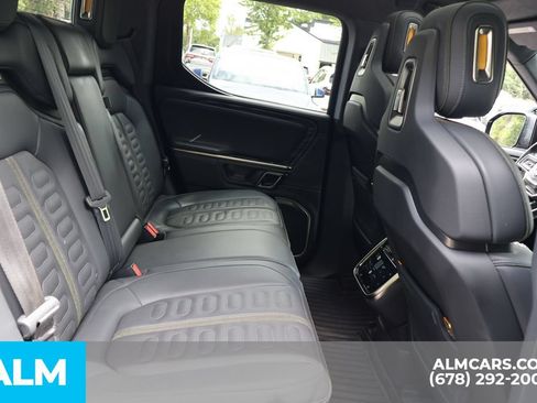 Used 2022 Rivian R1T Adventure AWD/4WD image 20