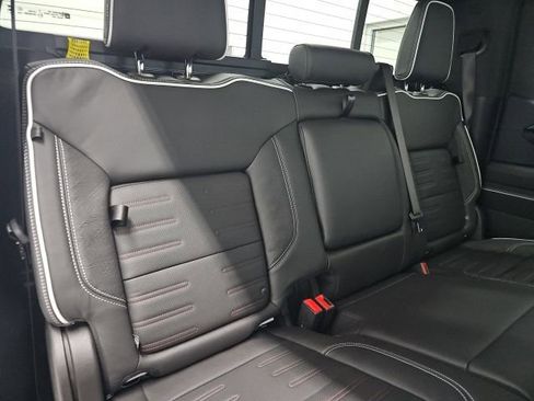 Used 2025 GMC Sierra 1500 AT4X image 16