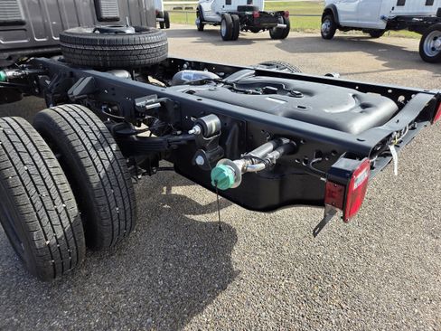 New 2026 RAM 3500 Tradesman AWD/4WD image 27