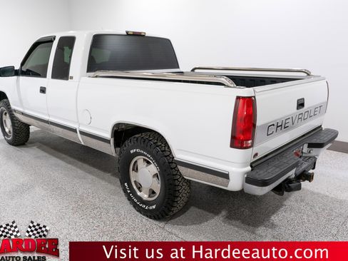 Used 1997 Chevrolet Silverado 1500 4x4 Extended Cab w/ Preferred Equipment Group 2 image 3
