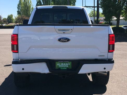 Used 2018 Ford F150 Lariat w/ Equipment Group 502A Luxury AWD/4WD image 5