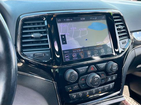 Used 2020 Jeep Grand Cherokee Trailhawk AWD/4WD image 13