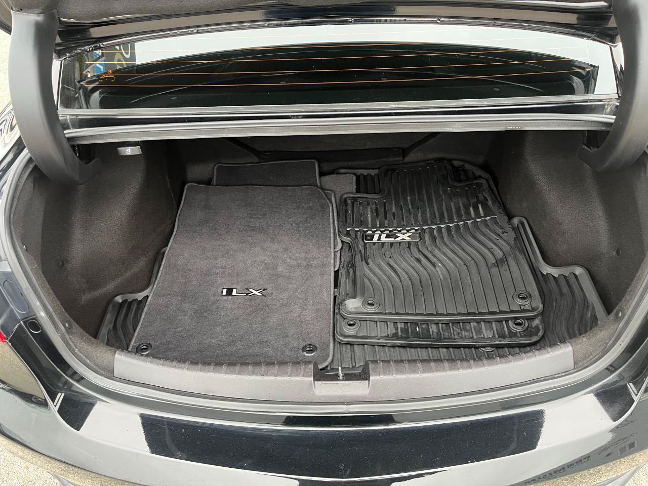 Used 2020 Acura ILX w/ Technology Package FWD image 15