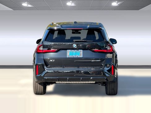 Used 2026 BMW X1 xDrive28i w/ Technology Package AWD/4WD image 9