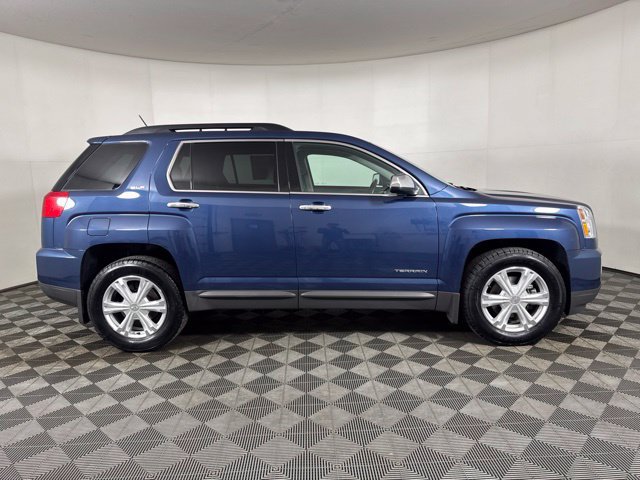 Used 2016 GMC Terrain SLE w/ Chrome Edition AWD/4WD image 2