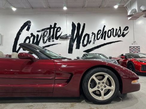 Used 2003 Chevrolet Corvette Convertible w/ Preferred Equipment Group1 RWD image 5