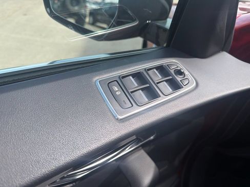 Used 2018 Jaguar F-PACE Prestige AWD/4WD image 12