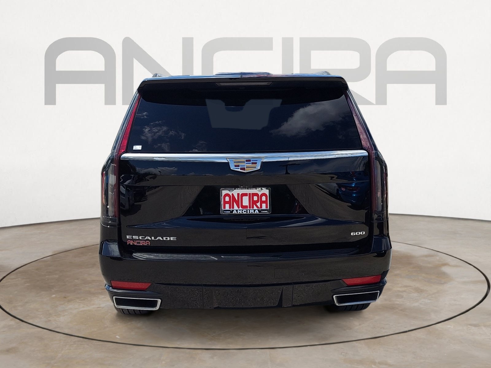 Used 2023 Cadillac Escalade Premium Luxury RWD image 9