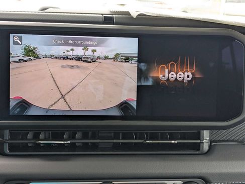 New 2026 Jeep Gladiator Rubicon AWD/4WD image 21