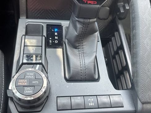 Used 2026 Toyota Tacoma TRD Off-Road AWD/4WD image 15