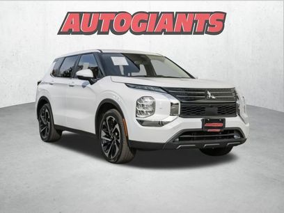 Used 2022 Mitsubishi Outlander ES