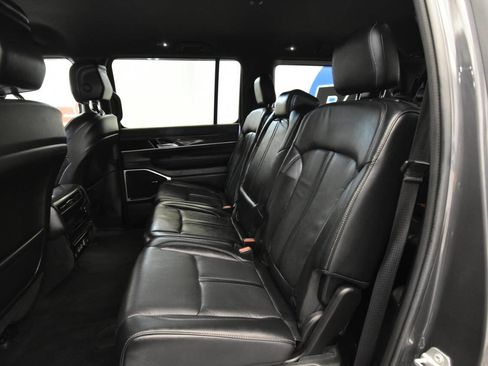 Used 2022 Jeep Wagoneer Series II image 15