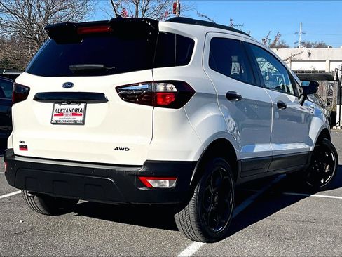 Used 2022 Ford EcoSport SES image 12