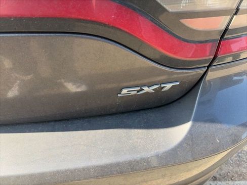 Used 2017 Dodge Charger SXT RWD image 33