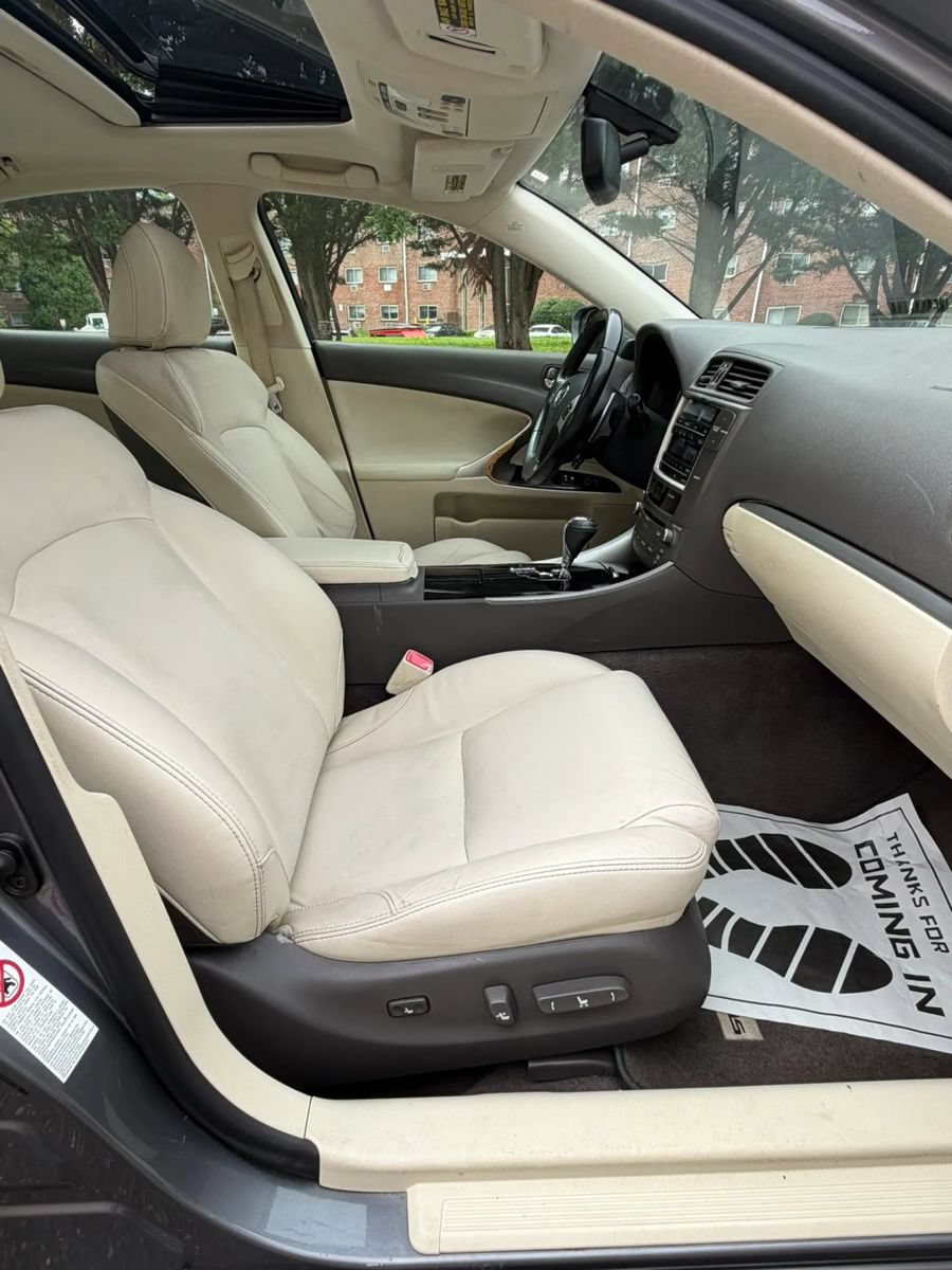 Used 2012 Lexus IS 250 RWD image 10