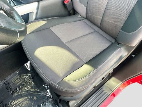 Used 2020 Nissan Titan SV w/ SV Convenience Package image 19