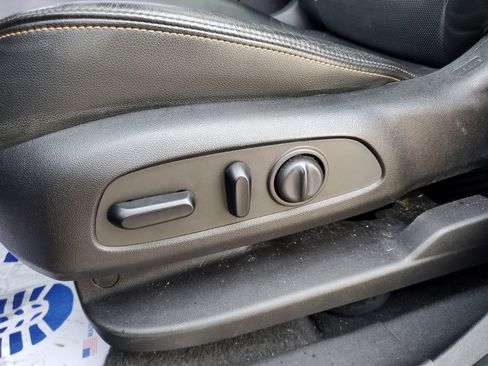 Used 2019 Chevrolet Equinox Premier image 21