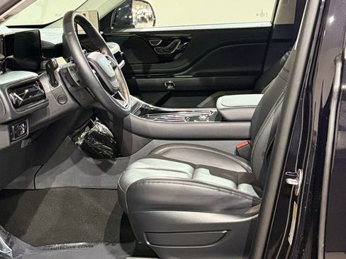 New 2026 Lincoln Aviator AWD image 45