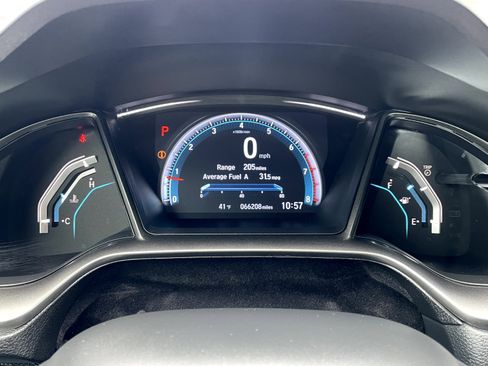 Used 2018 Honda Civic EX image 13