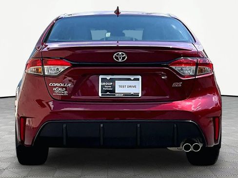 Certified 2025 Toyota Corolla SE FWD image 5